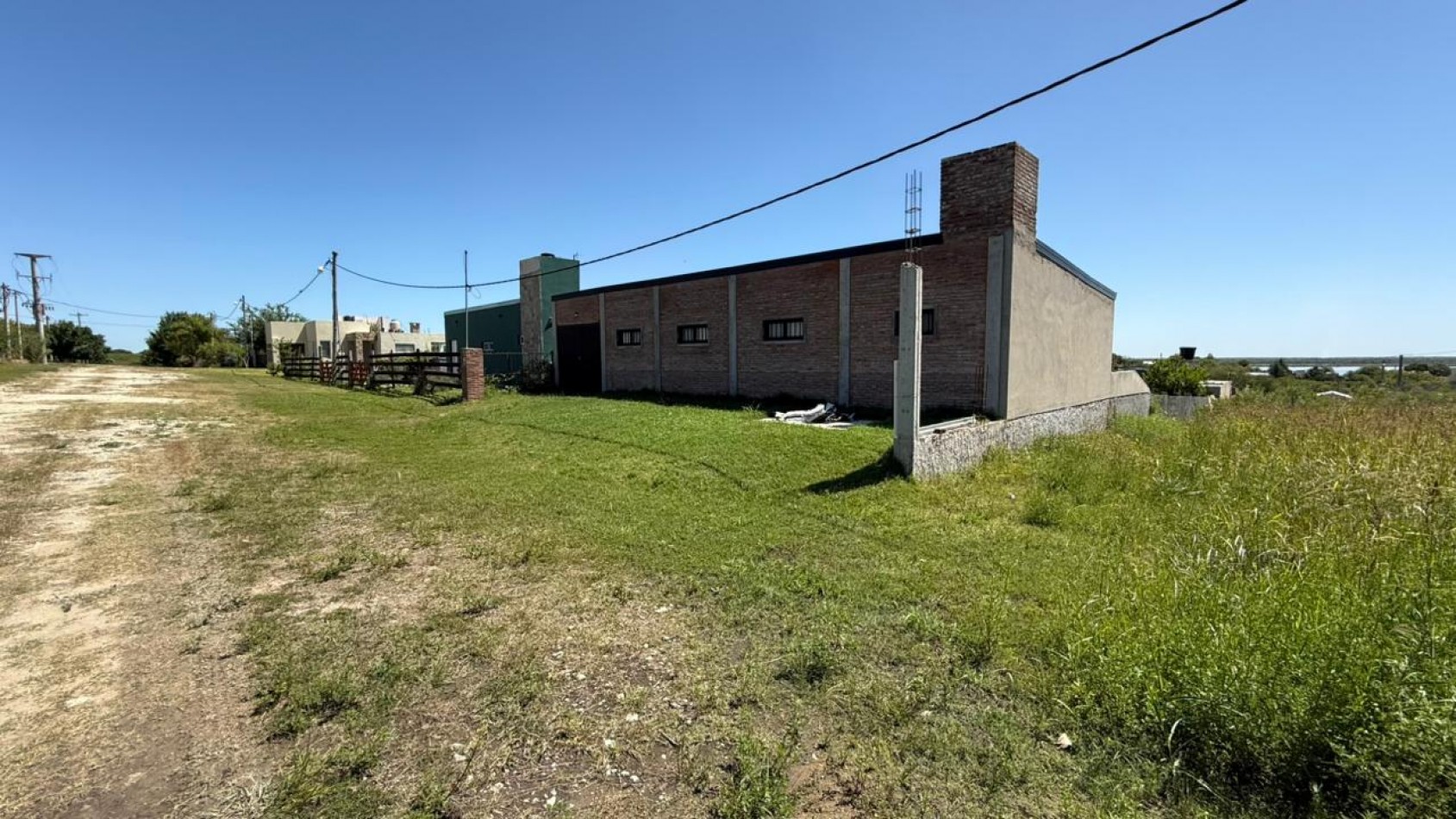 TERRENO DE 608 M2 UBICADO A 3 MIN DEL RIO.