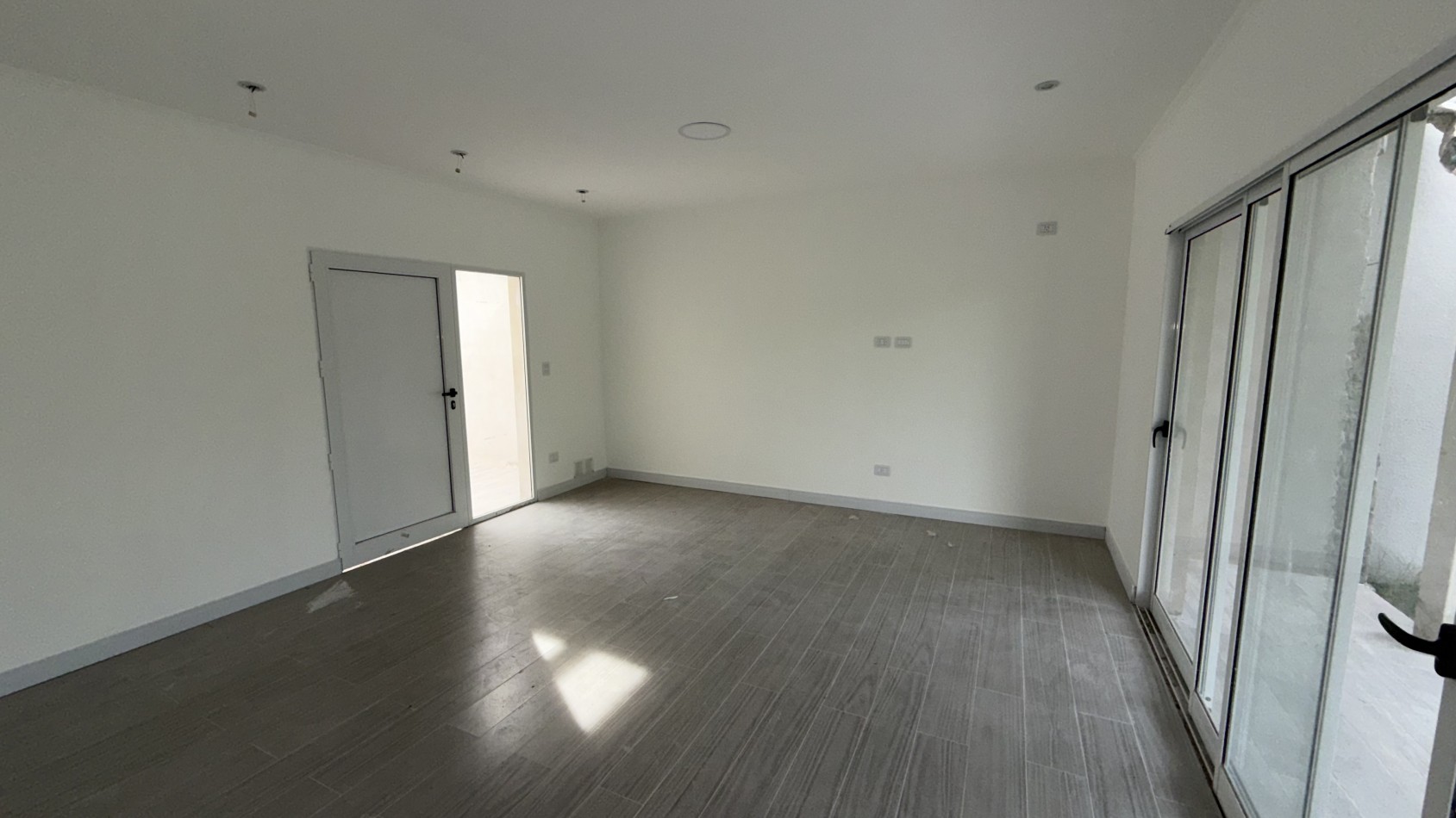 CASA A ESTRENAR EN ORO VERDE, 2 DORMITORIOS