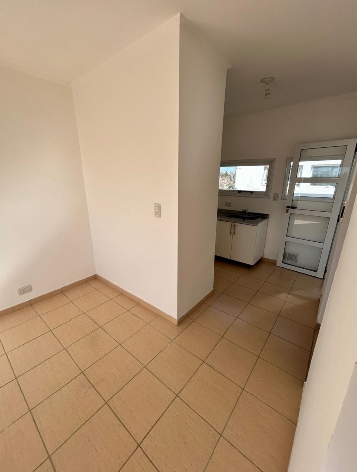 DEPARTAMENTO 1 DORM EN ORO VERDE, IDEAL P/INVERSION