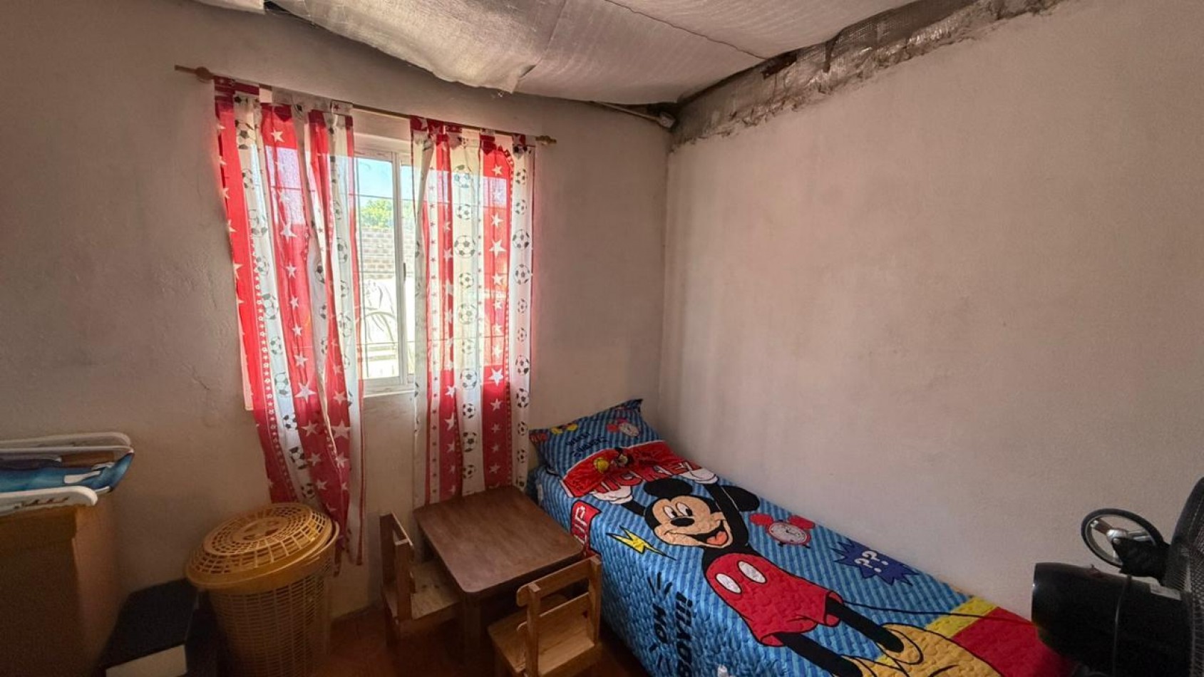 CASA DE 2 DORM, PATIO Y COCHERA, ZONA NEWBERY 